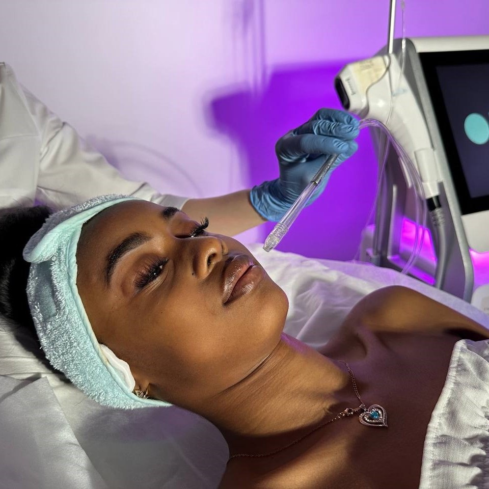 В Beauty ProFactory вы можете приобрести более 800 видов аппаратов и комплектующих для: 2