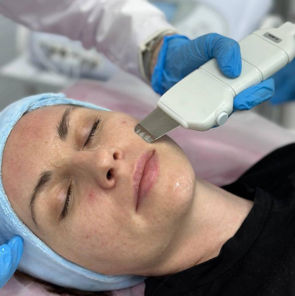 В Beauty ProFactory вы можете приобрести более 800 видов аппаратов и комплектующих для: 2