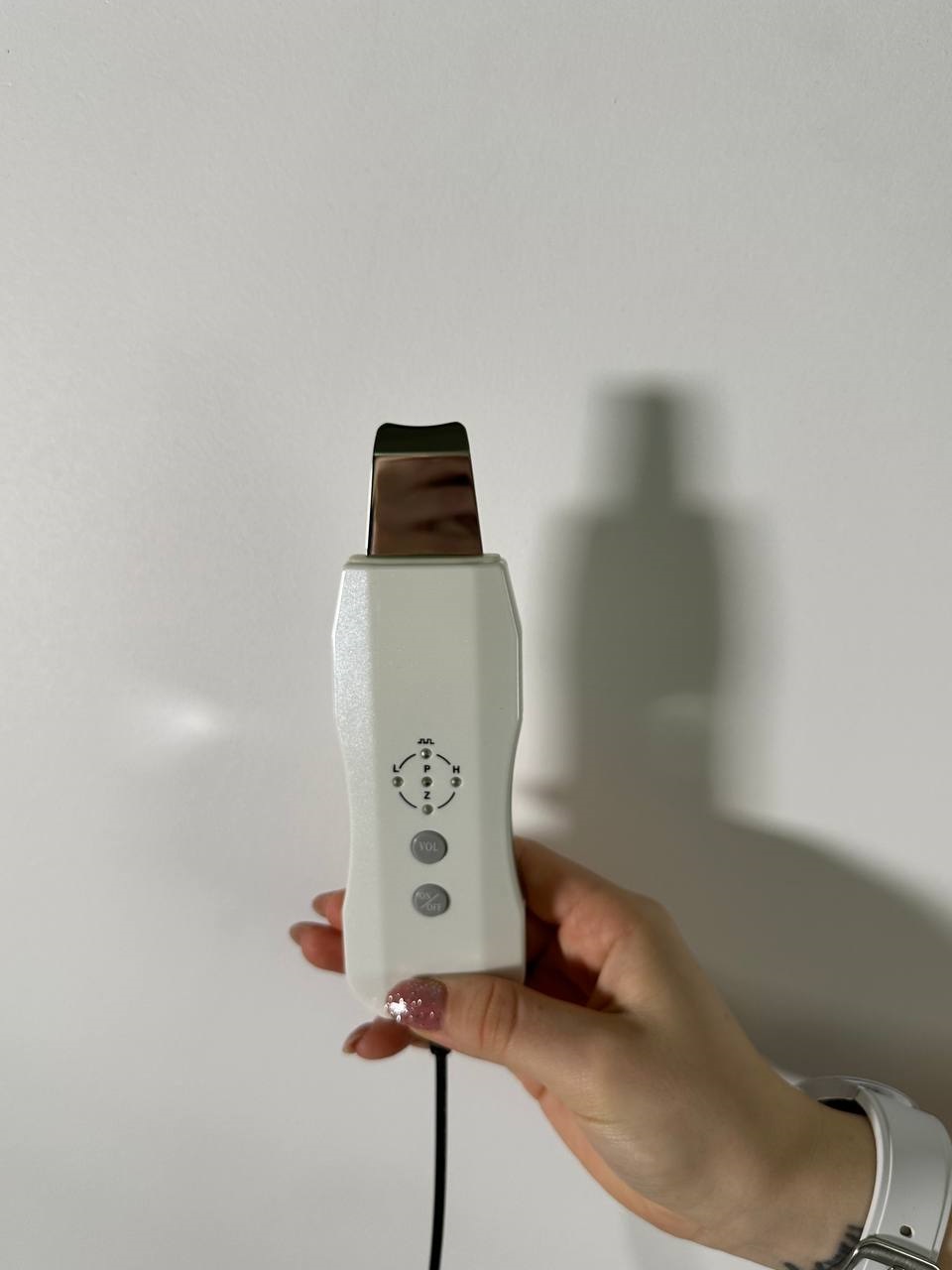 В Beauty ProFactory вы можете приобрести более 800 видов аппаратов и комплектующих для: 8