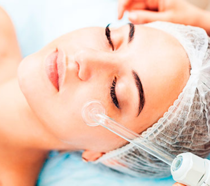 В Beauty ProFactory вы можете приобрести более 800 видов аппаратов и комплектующих для: 8