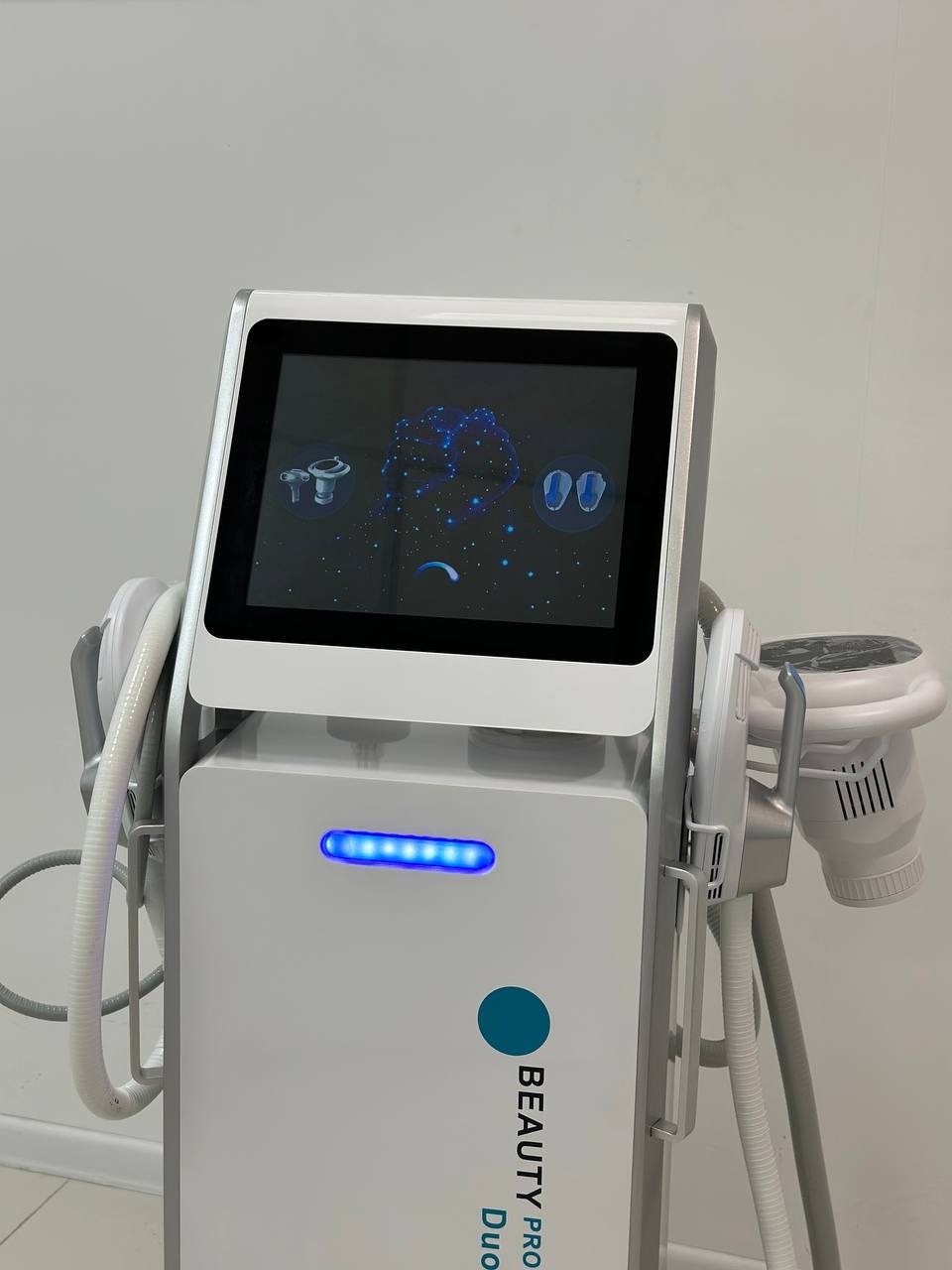 В Beauty ProFactory вы можете приобрести более 800 видов аппаратов и комплектующих для: 5